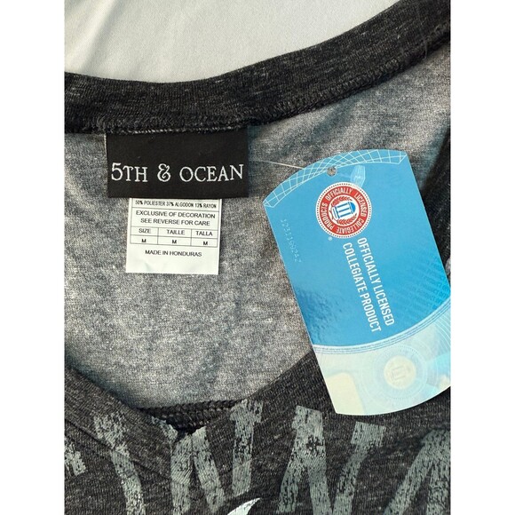 University of Cincinnati Long Sleeved V-neck T-shirt Women’s Size Medium NWT - Picture 3 of 4